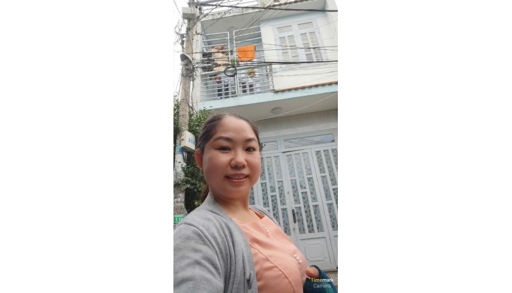 Bán nhà 56m2 , 2 tầng hẻm xe hơi ngay chợ Phạm Đăng  Giản gia 3 tỷ 5 bớt lộc.